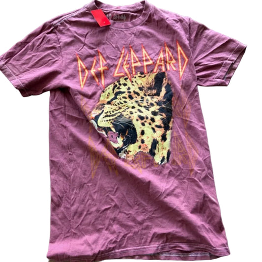 Def Leopard Thrifted Graphic Tee Size Adult SMALL