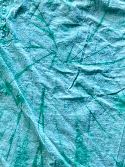 Mint Green Tie Dye Thrifted Vintage Graphic Tee Size Medium