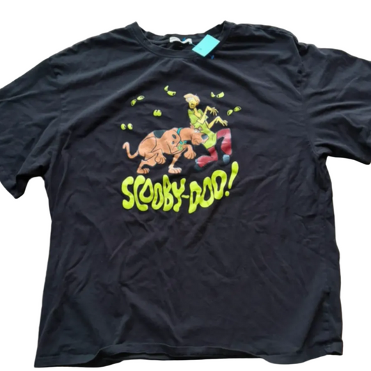 Black t-shirt with colorful graphic and 'Scooby Doo!' text on a white background. Scooby do pre loved tee shirt. 